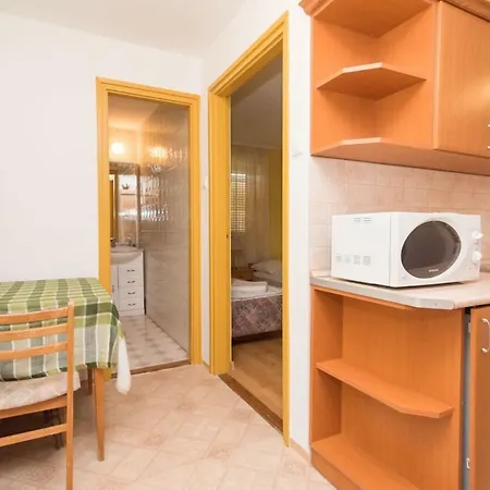 Kaman Pince Apartment Alsopahok Exterior photo